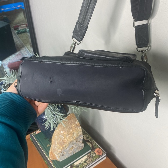 Gun Tote’n Mamas Black Leather Crossbody Purse Carry and Conceal GTM - Picture 5 of 10